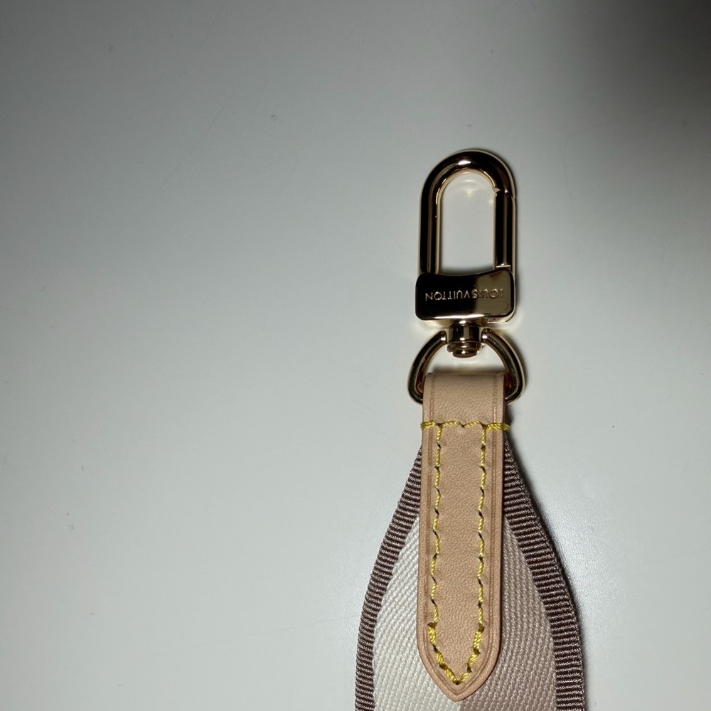 Louis Vuitton Bandoulière Beige Strap - Picture 13 of 13